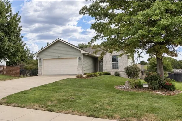 2143 East Quail Hollow Street, Derby, KS 67037
