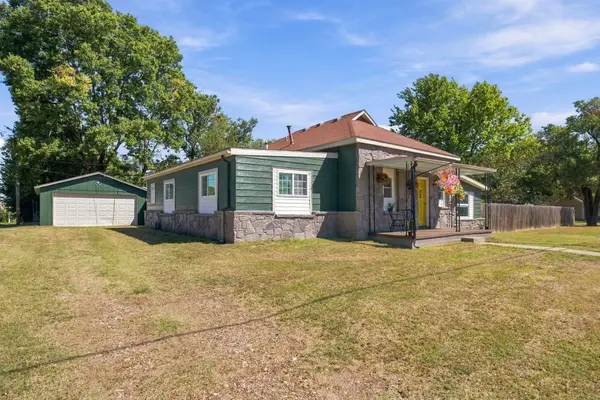 608 W Cedar, Arkansas City, KS 67005