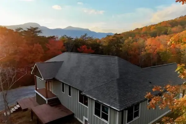 864 Matho TRCE, Lake Lure, NC 28746