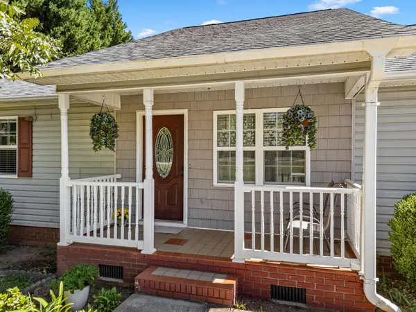 8378 Valley Falls RD, Boiling Springs, SC 29316