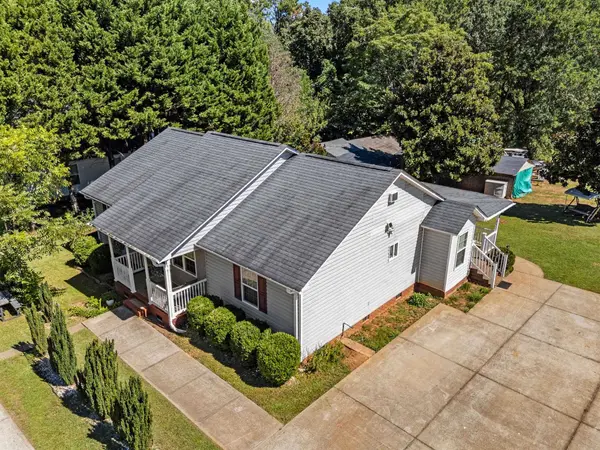 8378 Valley Falls RD, Boiling Springs, SC 29316