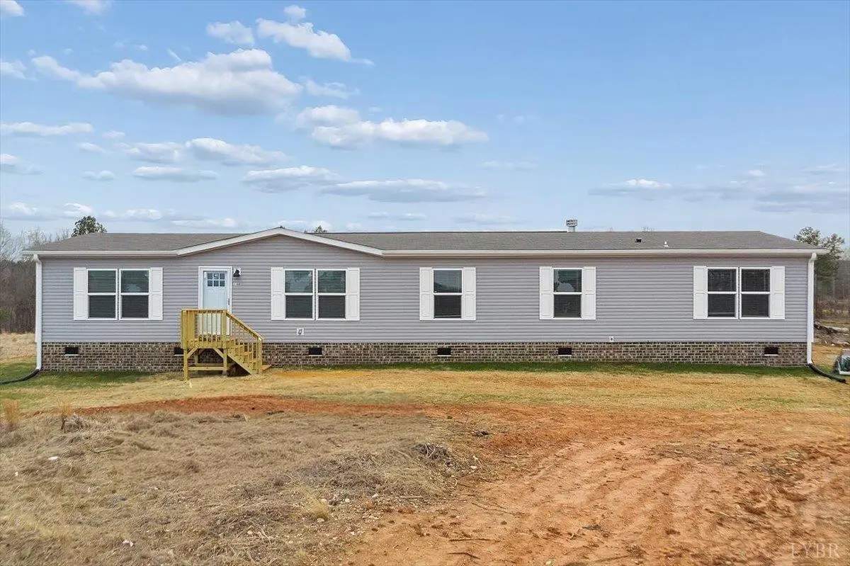1166 Throckmorton TRL, Scottsburg, VA 24589