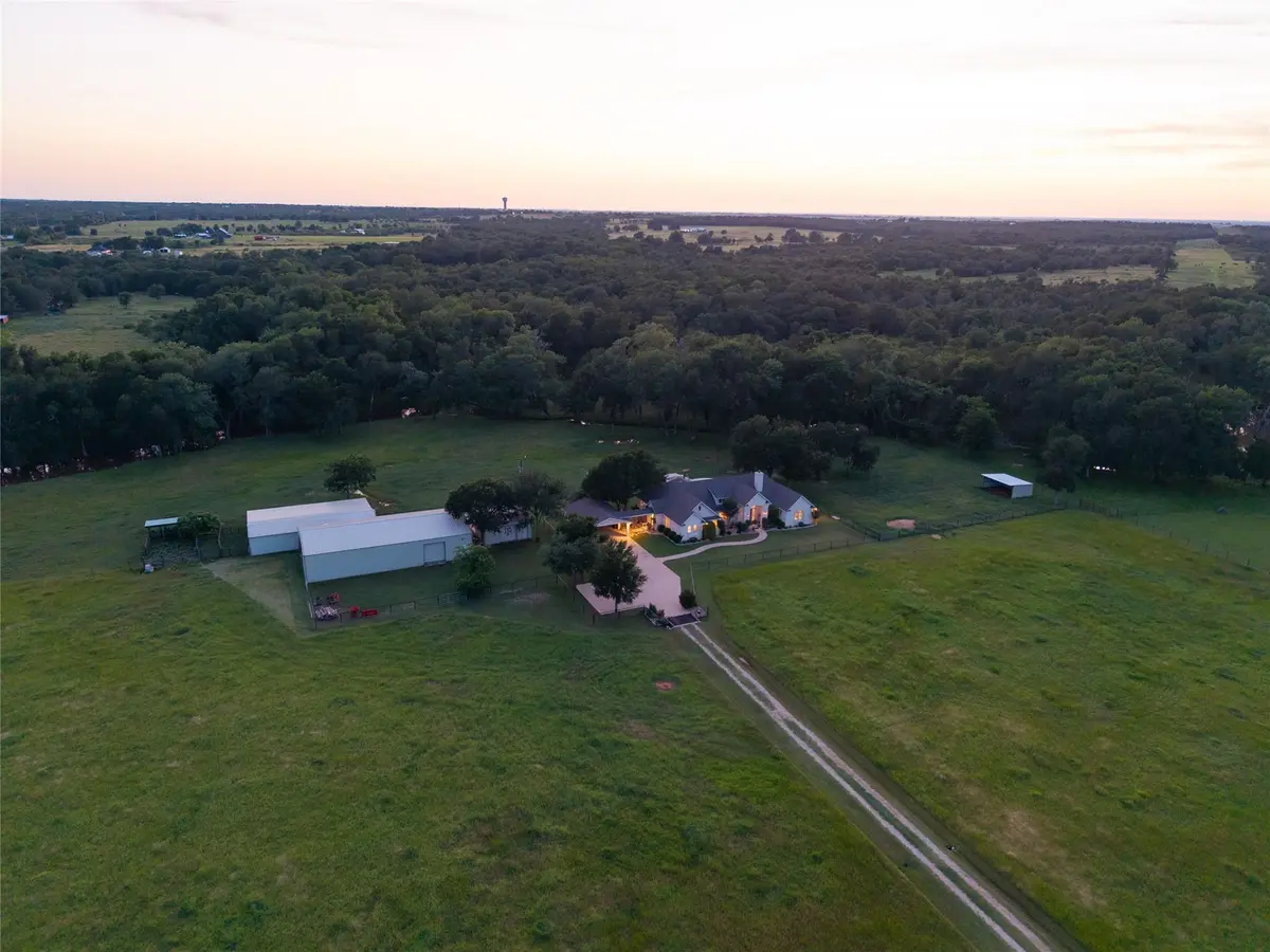 4140 County Road 467, Elgin, TX 78621