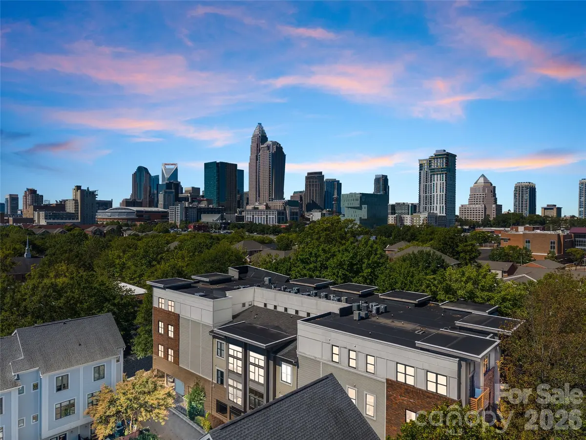 708 N Davidson ST, Charlotte, NC 28202
