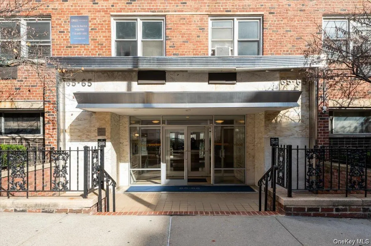 65-65 Wetherole ST #6K, Rego Park, NY 11374