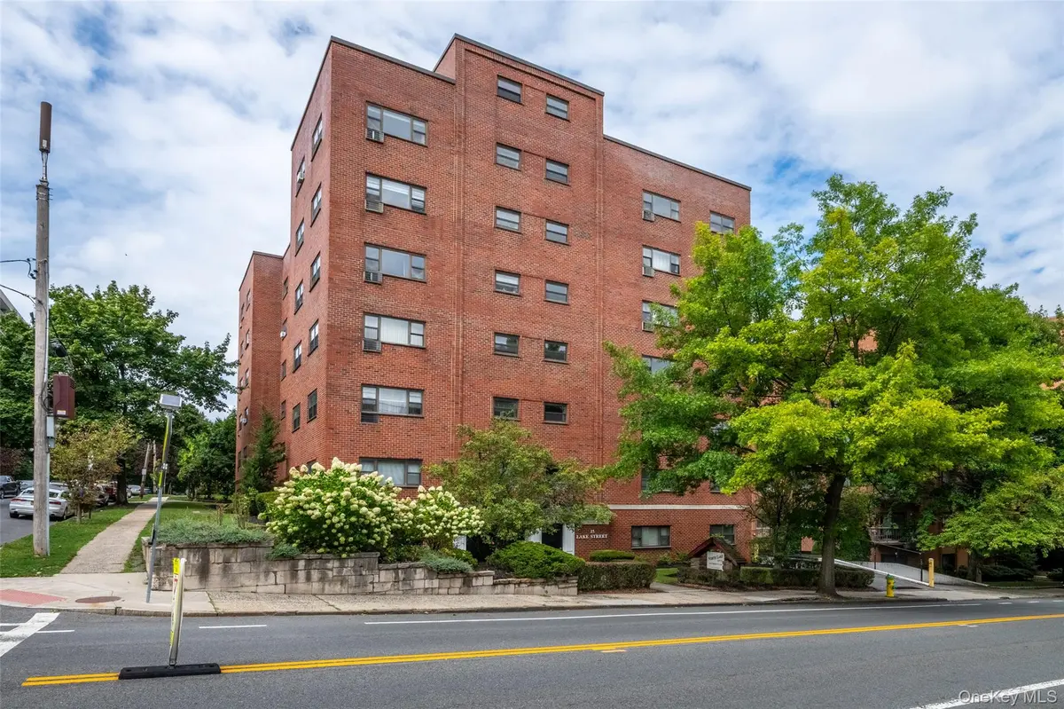 15 Lake ST #4-C, White Plains, NY 10603
