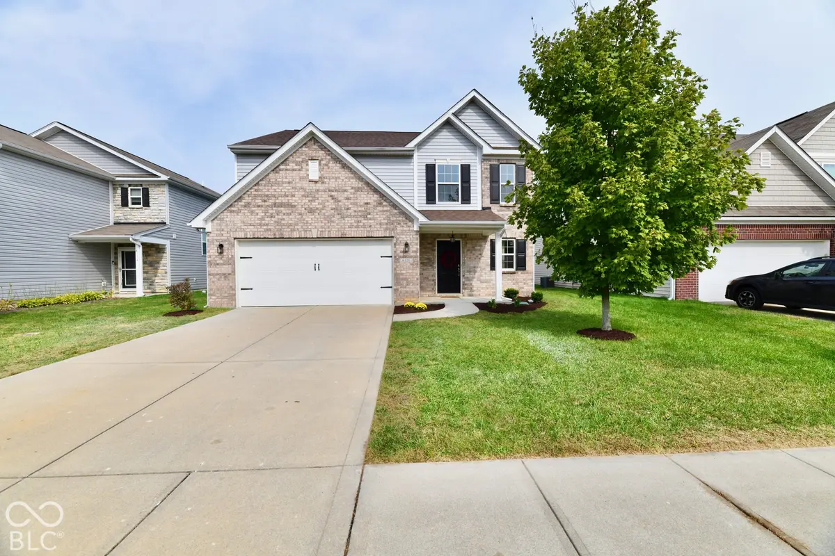 6116 Pebblebrooke, Whitestown, IN 46075