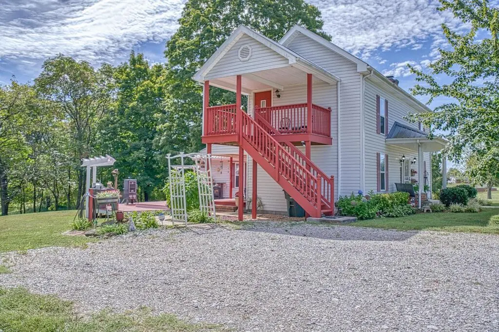 324 Turn Table Rd, Sparta, TN 38583