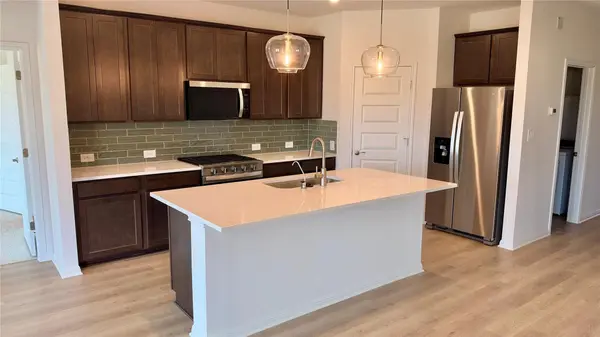 238 Sue Peaks LOOP, Dripping Springs, TX 78620