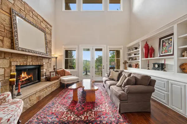104 Bella Strada CV, Austin, TX 78734