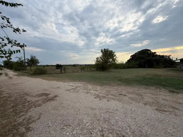 850 County Road 218, Florence, TX 76527