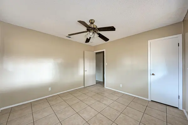8103 Exmoor DR #B, Austin, TX 78757