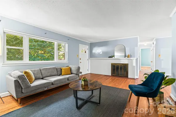 18 Northwood RD, Asheville, NC 28804