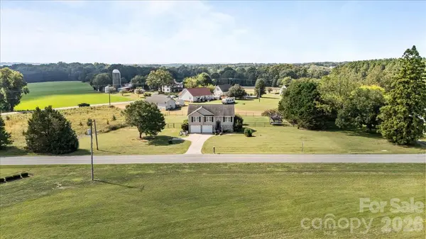 2241 Killian RD, Lincolnton, NC 28092
