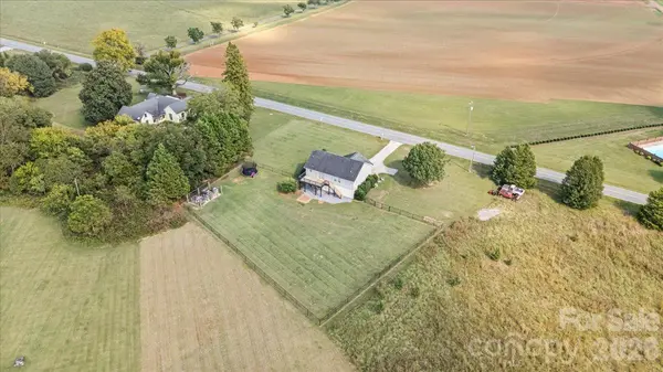 2241 Killian RD, Lincolnton, NC 28092