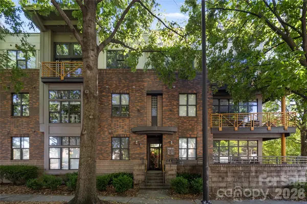 708 N Davidson ST, Charlotte, NC 28202