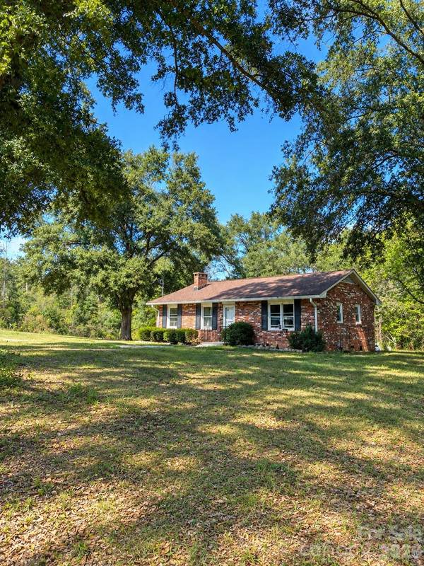 697 Island Ford RD, Mooresboro, NC 28043