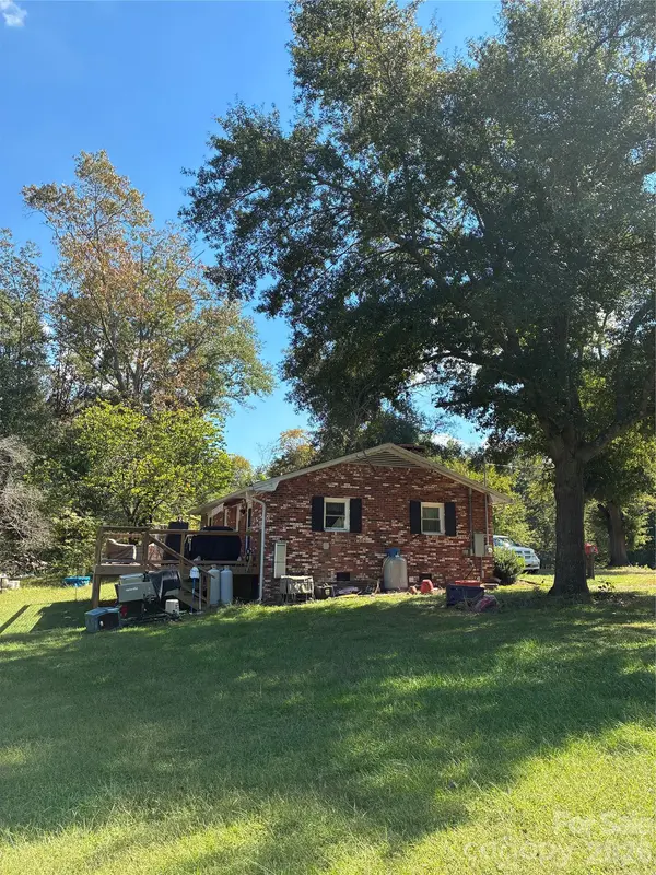697 Island Ford RD, Mooresboro, NC 28043