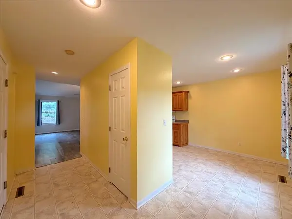 14 Sandi CIR, Dearborn, MO 64439