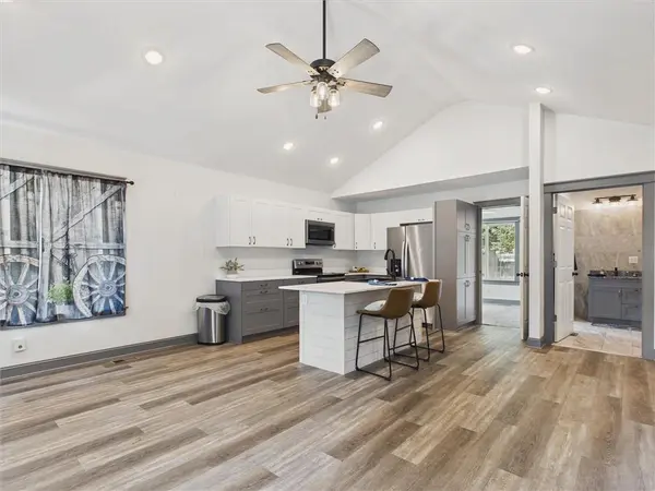 124 W 5th ST, Adrian, MO 64720