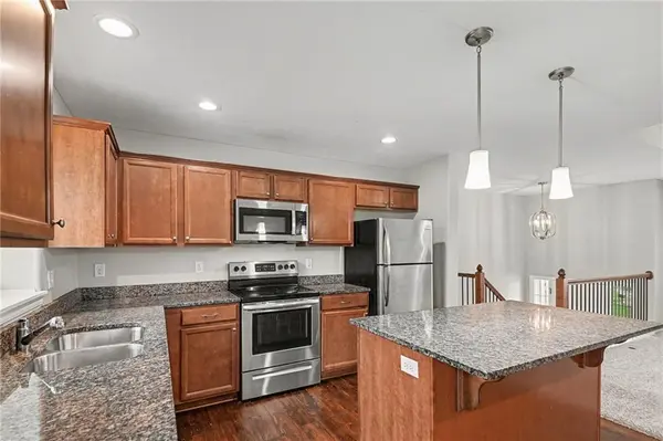 200 ELISSA DR, Raymore, MO 64083