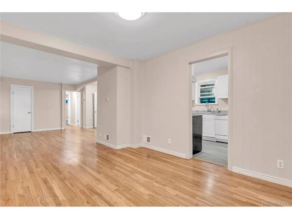 790 S Raleigh, Denver, CO 80219