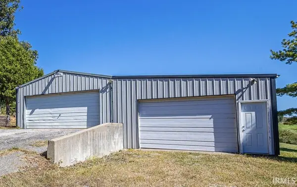 11878 S US 231 ***, Dale, IN 47523