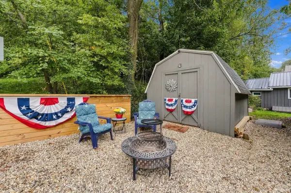 3257 SE Lakeshore DR, Macy, IN 46951-8564