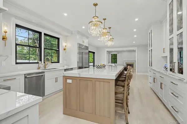 333 Lyncroft RD, New Rochelle, NY 10804