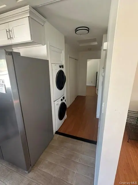 133 Marie ST, Lindenhurst, NY 11757