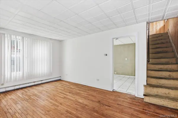 923 Quincy AVE, Bronx, NY 10465
