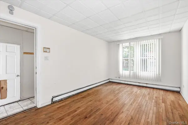 923 Quincy AVE, Bronx, NY 10465