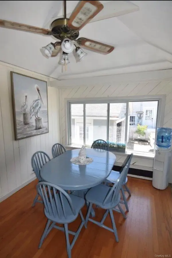 36 Trenton AVE, East Atlantic Beach, NY 11561