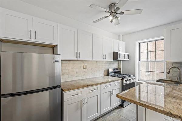5136 30th AVE #3B, Woodside, NY 11377