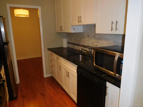1 Consulate DR #1-A, Tuckahoe, NY 10707
