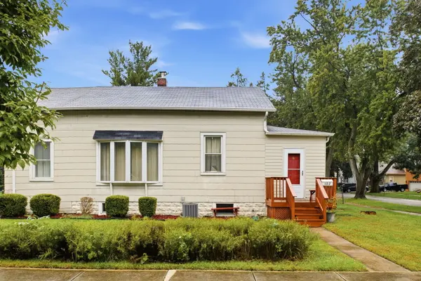 102 N Adams ST, Westmont, IL 60559