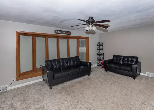 2715 8th ST, East Moline, IL 61244