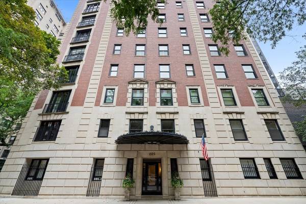 1325 N Astor ST #2, Chicago, IL 60610