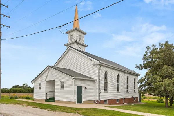 1851 E 950th RD, Tonica, IL 61370