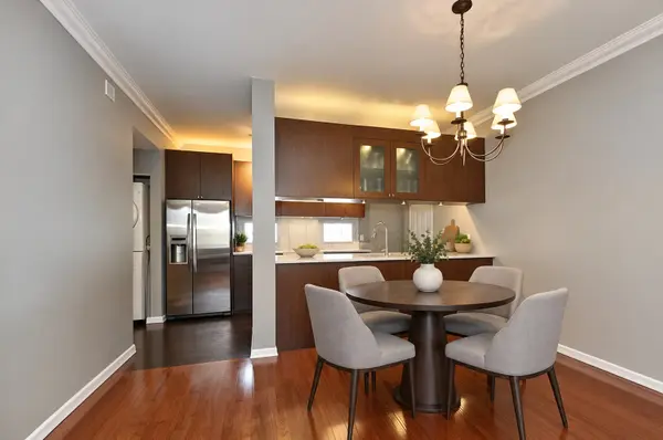 301 W SCOTT ST #204, Chicago, IL 60610