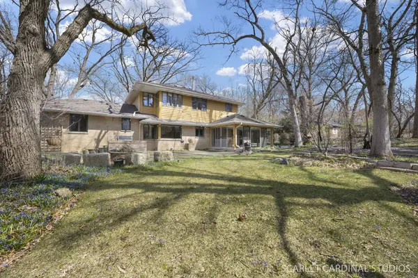 501 Glenwood TRL, Elgin, IL 60120