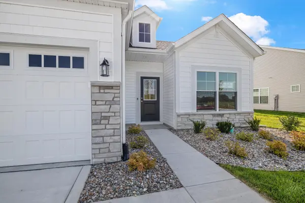 10407 Iowa ST, Crown Point, IN 46307