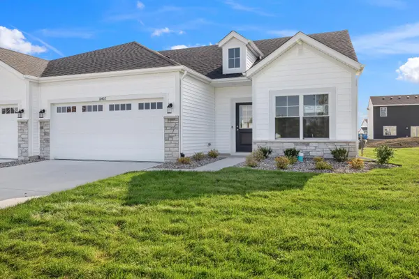 10407 Iowa ST, Crown Point, IN 46307
