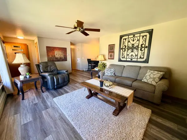 421 Miles DR, Worthington, MN 56187