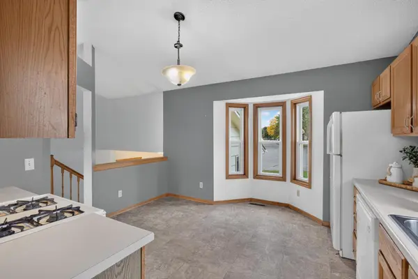 7536 165th ST W, Lakeville, MN 55044