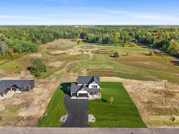 41315 Fairfax LN, North Branch, MN 55056