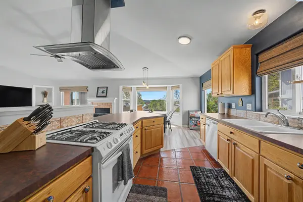 909 W Windrose, Moses Lake, WA 98837