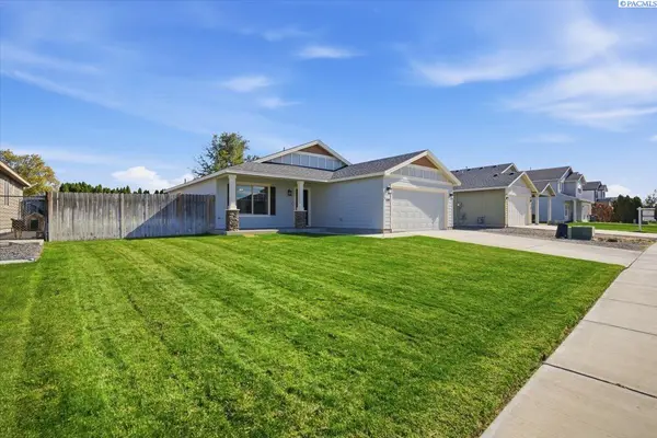 4409 Phoenix Ln, Pasco, WA 99301