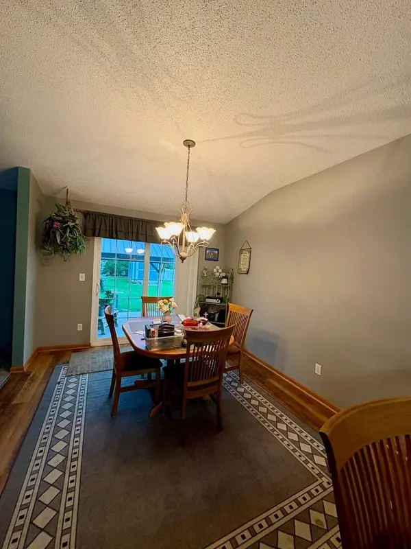 1701 STEEPLE DR, East Troy, WI 53120
