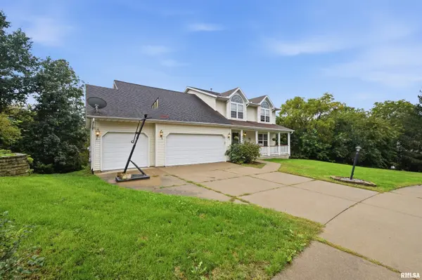 5946 W RIDGECREST CIR, Peoria, IL 61615